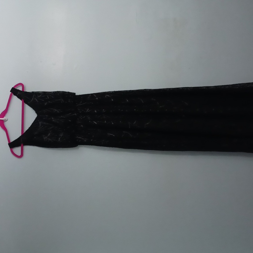 Sorella Vita size 6 women's black  sequin maxi sleeveless dress.
